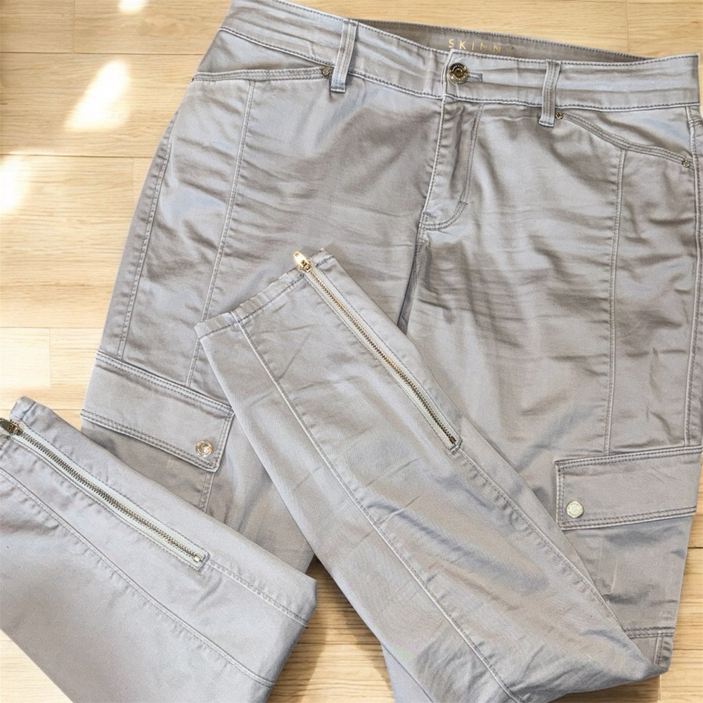 WHITE HOUSE BLACK MARKET The Skinny Ankle Women's Cargo Jeans Size 6 Gray Pants